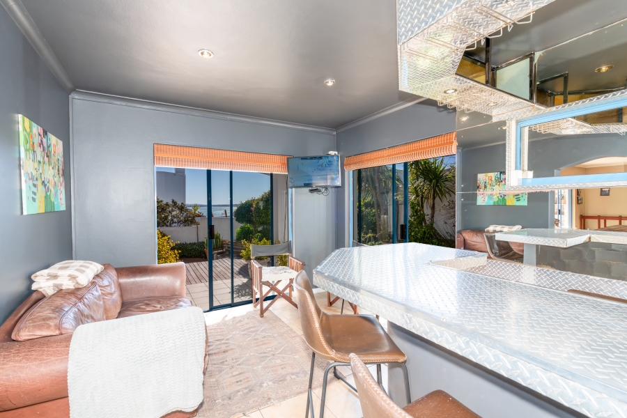 4 Bedroom Property for Sale in Paradise Beach Western Cape
